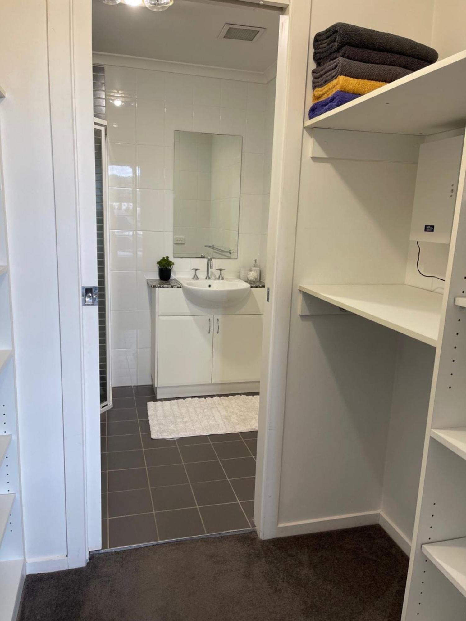Qbn Cracker: 2Br, 2Ba, 2 Secure B/ Ment Car Parks Daire Queanbeyan Dış mekan fotoğraf
